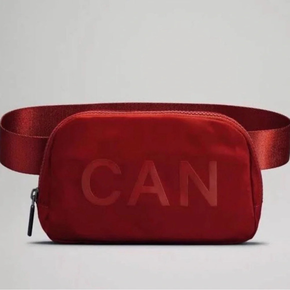 ๐ Lululemon Team Canada Everywhere Belt Bag Dark Sport Red - Picture 1 of 7